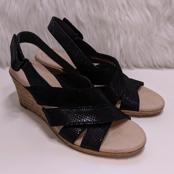 clarks lafely krissy wedge sandals